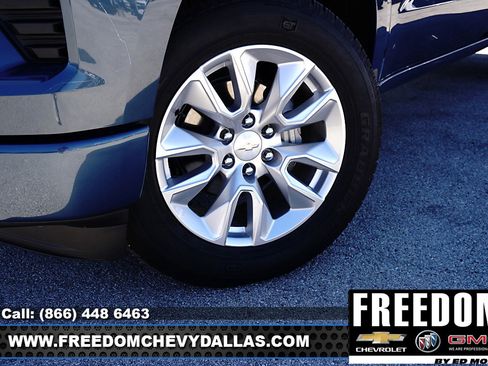 New 2024 Chevrolet Silverado 1500 Custom image 9