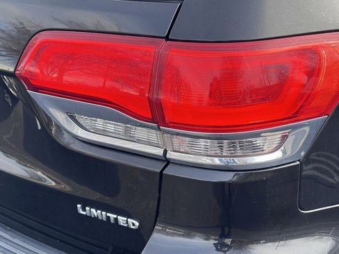 Used 2014 Jeep Grand Cherokee Limited w/ Trailer Tow Group IV image 8