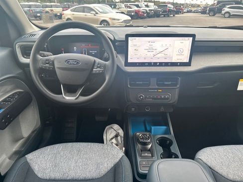 New 2025 Ford Maverick XLT image 11