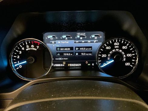 Used 2015 Ford F150 Lariat w/ Equipment Group 502A Luxury AWD/4WD image 19