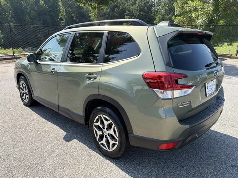 Used 2020 Subaru Forester Premium w/ Popular Package #1 AWD/4WD image 5