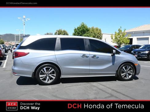 Certified 2024 Honda Odyssey Touring image 5