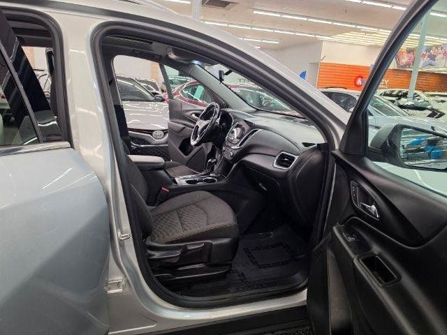 Used 2019 Chevrolet Equinox LT AWD/4WD image 35