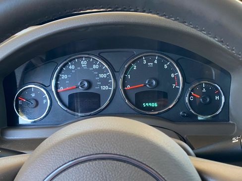 Used 2012 Jeep Liberty Sport w/ Popular Equipment Group RWD image 9