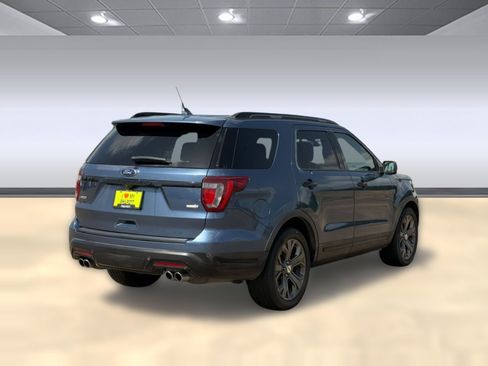 Used 2018 Ford Explorer Sport w/ Equipment Group 401A AWD/4WD image 9