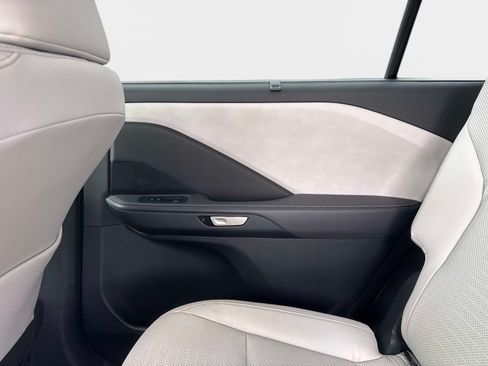 Used 2025 Lexus TX 350 AWD w/ Technology Package image 17