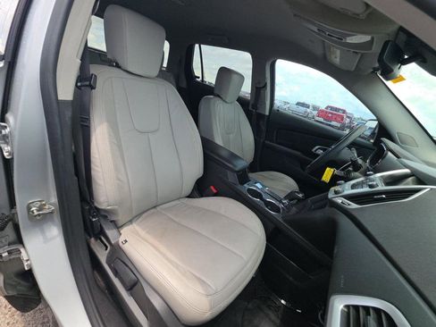 Used 2016 GMC Terrain SLE FWD image 9