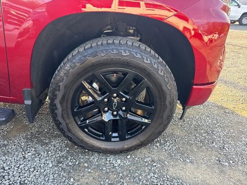 Used 2025 Chevrolet Silverado 1500 RST image 29