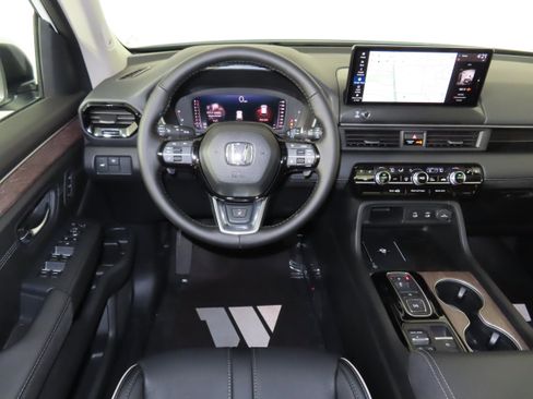 New 2026 Honda Pilot Elite image 5
