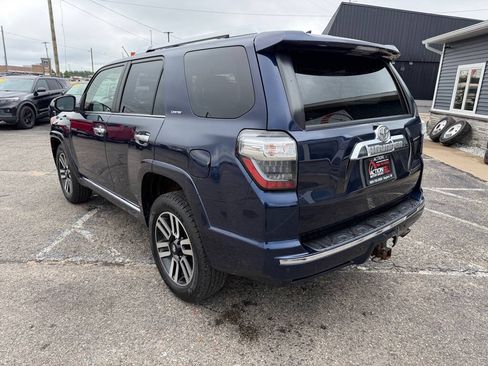 Used 2015 Toyota 4Runner Limited w/ Convenience Package AWD/4WD image 3