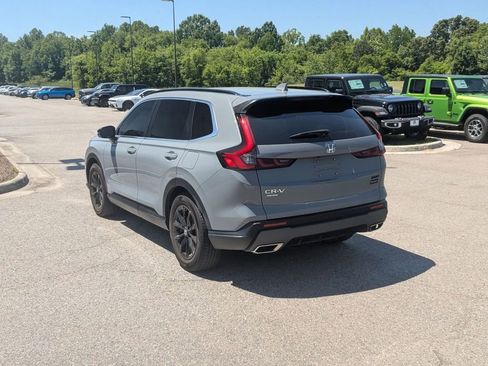Used 2025 Honda CR-V Sport-L image 3