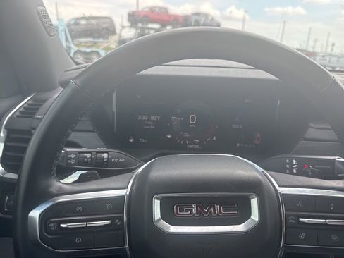 Used 2024 GMC Acadia Elevation FWD image 20