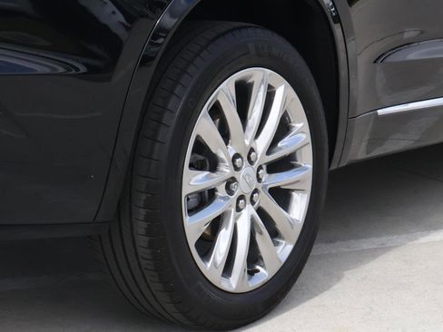 Certified 2024 Cadillac XT6 Premium Luxury image 12