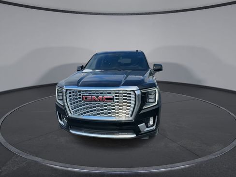 Certified 2023 GMC Yukon Denali image 3