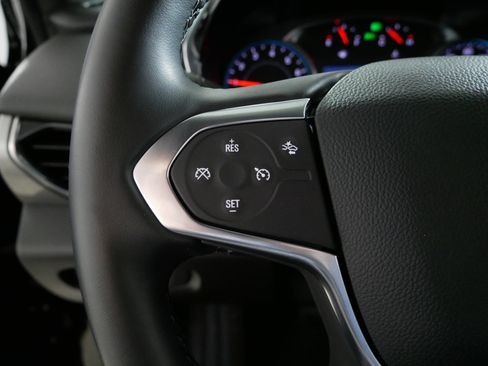 Used 2023 Chevrolet Traverse LT w/ Midnight/Sport Edition image 27