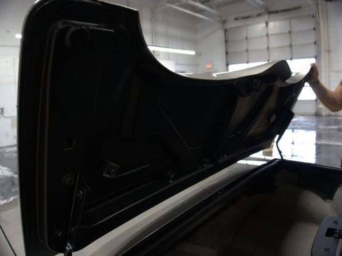 Used 2001 Chevrolet Corvette Convertible w/ Preferred Equipment Group2 image 40