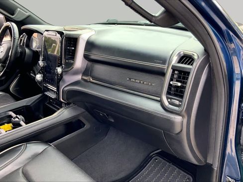 Used 2019 RAM 1500 Limited AWD/4WD image 19