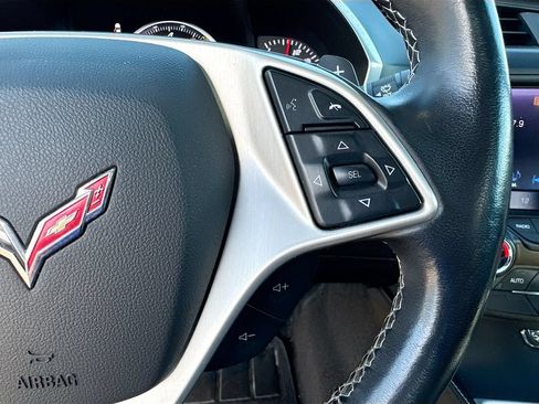 Used 2016 Chevrolet Corvette Stingray Convertible RWD image 13