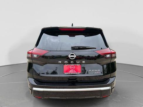 Used 2026 Nissan Rogue Platinum w/ Platinum Premium Package AWD/4WD image 5