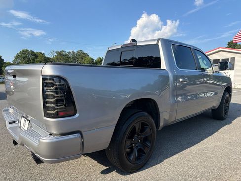 Used 2021 RAM 1500 Big Horn AWD/4WD image 4