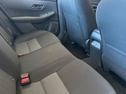 Used 2025 Nissan Sentra SV FWD image 31