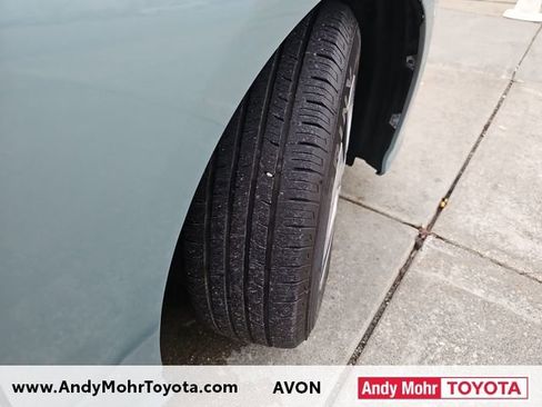 Used 2016 Toyota Prius Four image 34