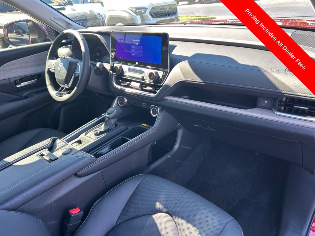 Used 2026 Toyota Grand Highlander AWD image 26