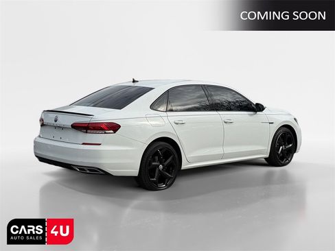 Used 2020 Volkswagen Passat 2.0T R-Line image 7