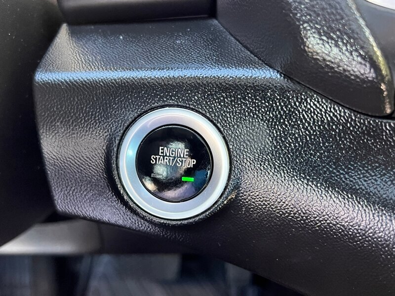 Used 2018 GMC Terrain SLE w/ Infotainment Package I AWD/4WD image 32