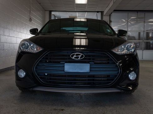 Used 2013 Hyundai Veloster Turbo image 3