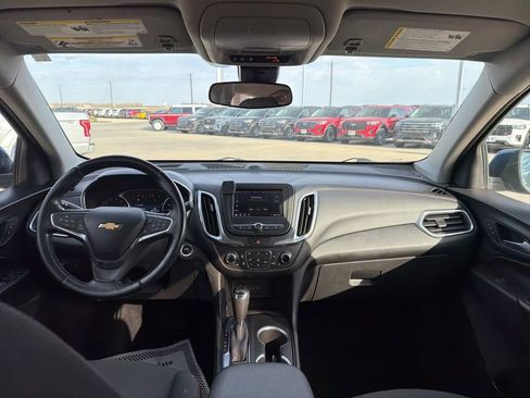 Used 2021 Chevrolet Equinox LT image 16