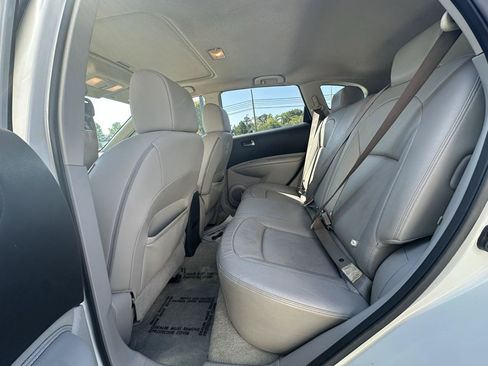 Used 2009 Nissan Rogue SL w/ Leather Pkg FWD image 21