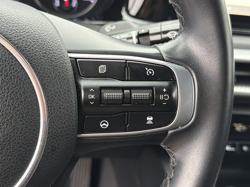 Used 2022 Kia K5 GT-Line w/ GT-Line FWD Premium Package image 26