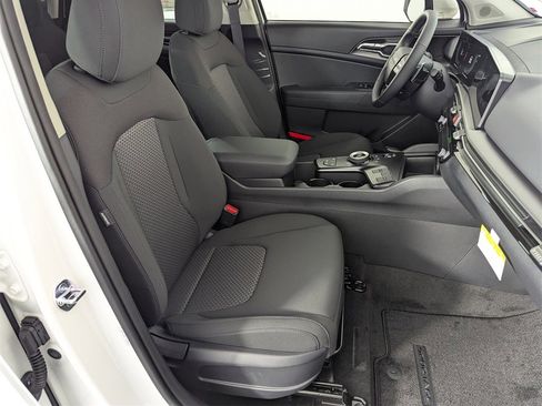 New 2026 Kia Sportage LX image 36