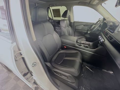 Used 2025 Honda Pilot Touring image 30