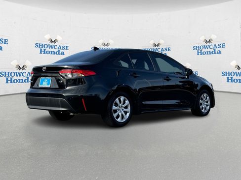 Used 2024 Toyota Corolla LE image 8