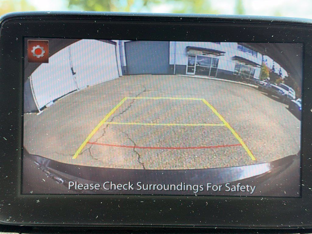 Used 2019 Toyota Yaris LE FWD image 11