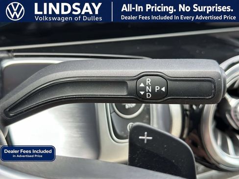Used 2021 Mercedes-Benz GLB 250 4MATIC image 23
