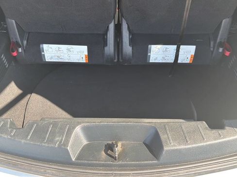 Used 2019 Ford Explorer XLT w/ Equipment Group 202A FWD image 27
