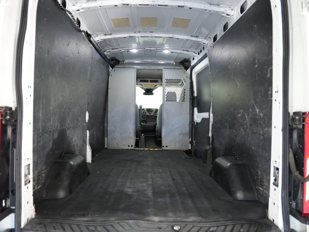 Used 2019 Ford Transit 250 148 Medium Roof RWD image 27