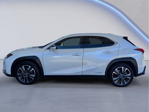 Used 2021 Lexus UX 250h w/ Accessory Package (Z2) AWD/4WD image 3