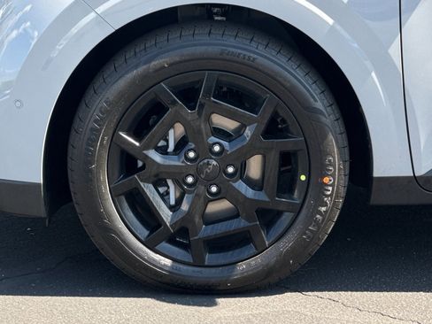 New 2026 Kia Carnival SX w/ SX Dark Edition Package image 34