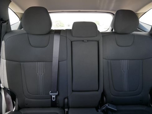 Certified 2023 Hyundai Tucson SEL AWD/4WD image 13