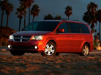 Used 2020 Dodge Grand Caravan SXT image 1