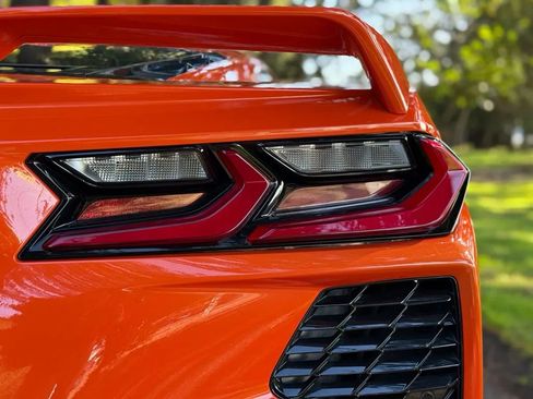 Used 2020 Chevrolet Corvette Stingray Preferred Cpe w/ 2LT Preferred Equipment Group image 18