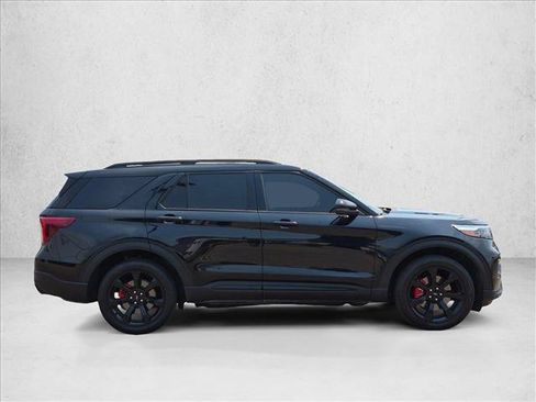 Certified 2024 Ford Explorer ST w/ Equipment Group 401A AWD/4WD image 4