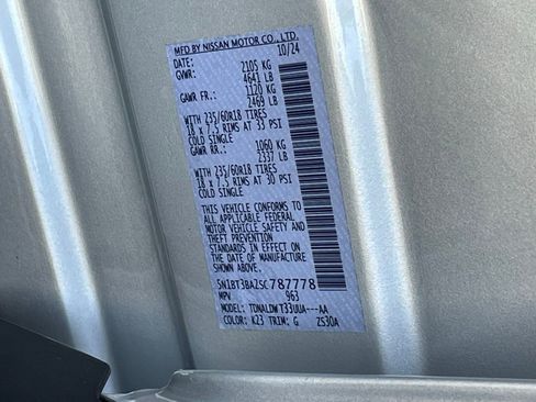 Used 2025 Nissan Rogue SV FWD image 39