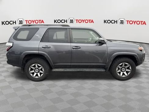 Used 2020 Toyota 4Runner TRD Off-Road image 6