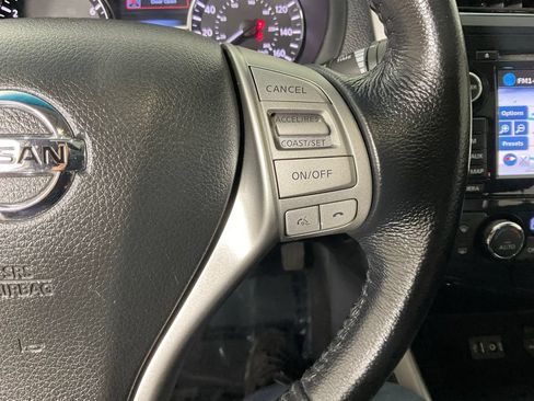 Used 2014 Nissan Altima 2.5 SV w/ Convenience Package FWD image 26