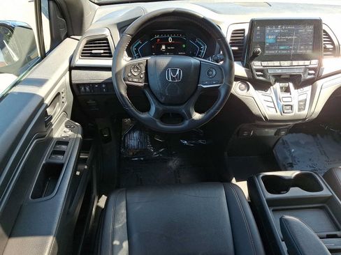 Used 2023 Honda Odyssey Sport image 13